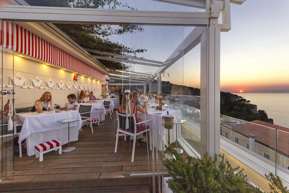 Hotel Continental Sorrento 56/73