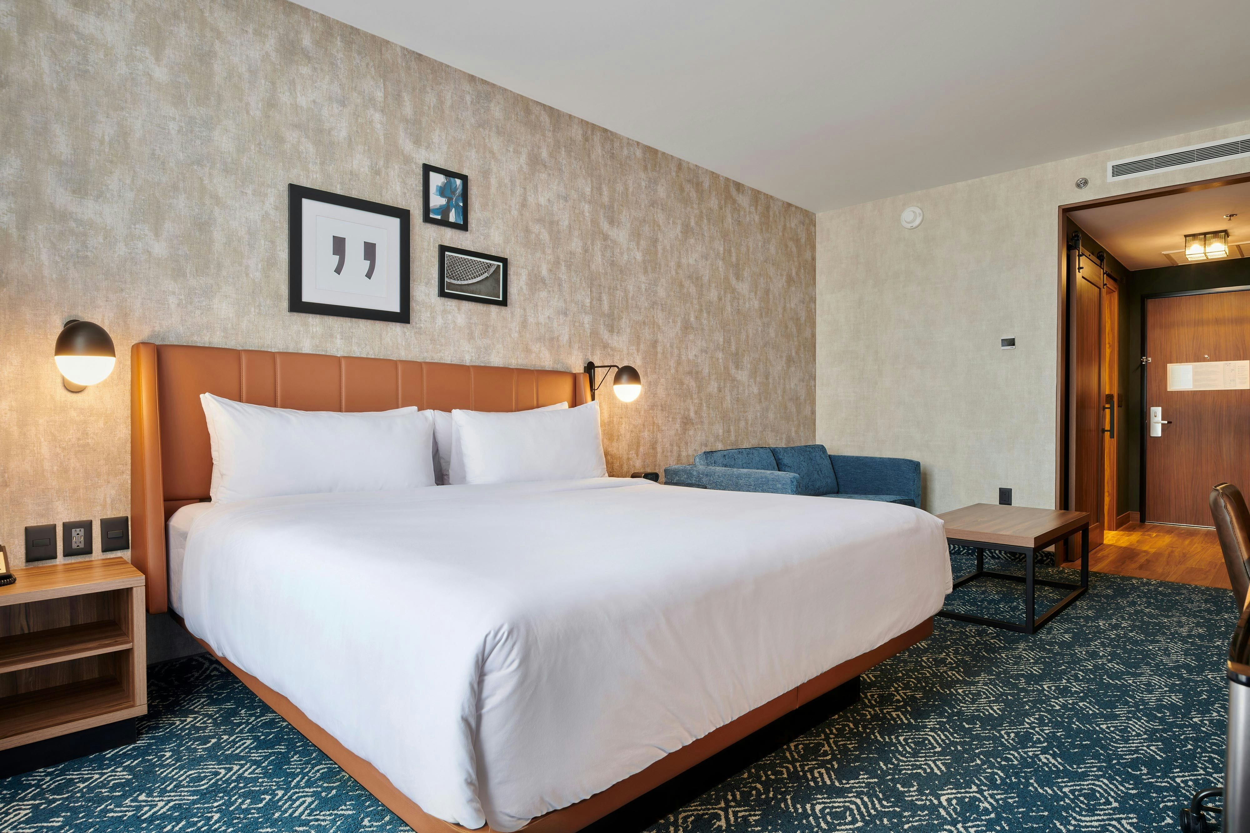 Room, King Bed