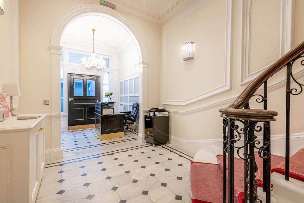 20 Hertford Street 34/50