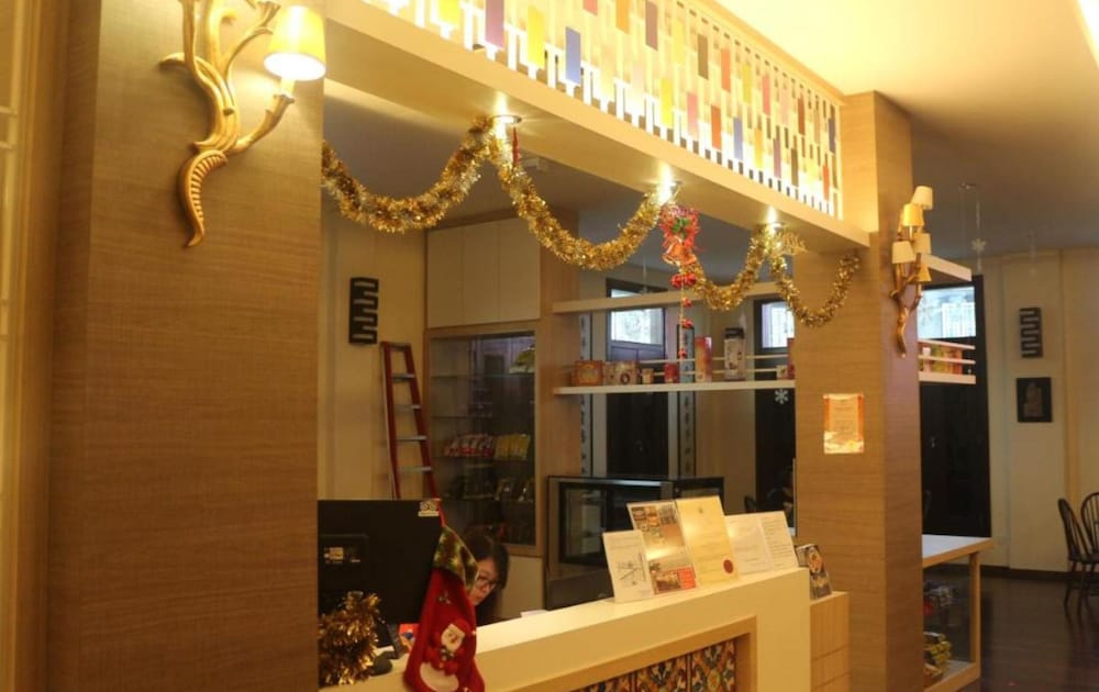 Fomecs Boutique Hotel 48/56