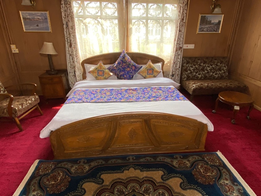 Houseboat Zaindari Palace 9/45