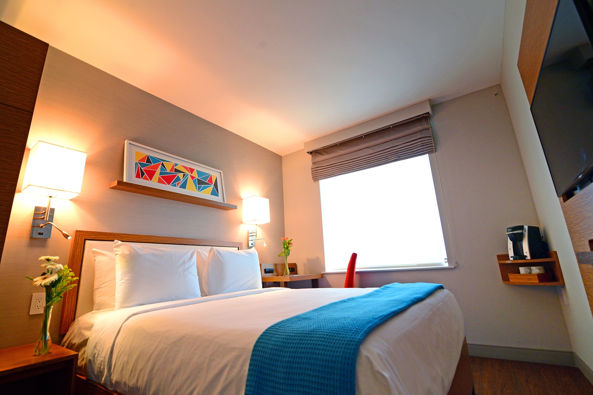 ROOM, DOUBLE BED, SOFA