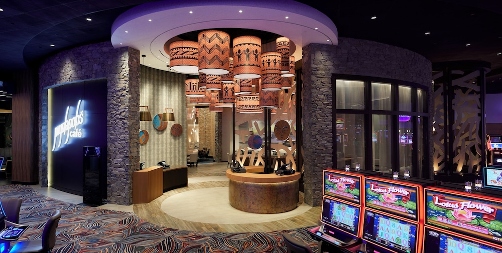 Emerald Queen Hotel and Casino - Tacoma 9/50
