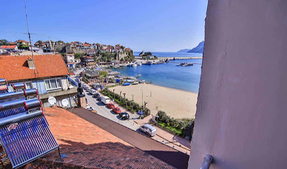 Amasra Ayisigi Pansiyon 61/74