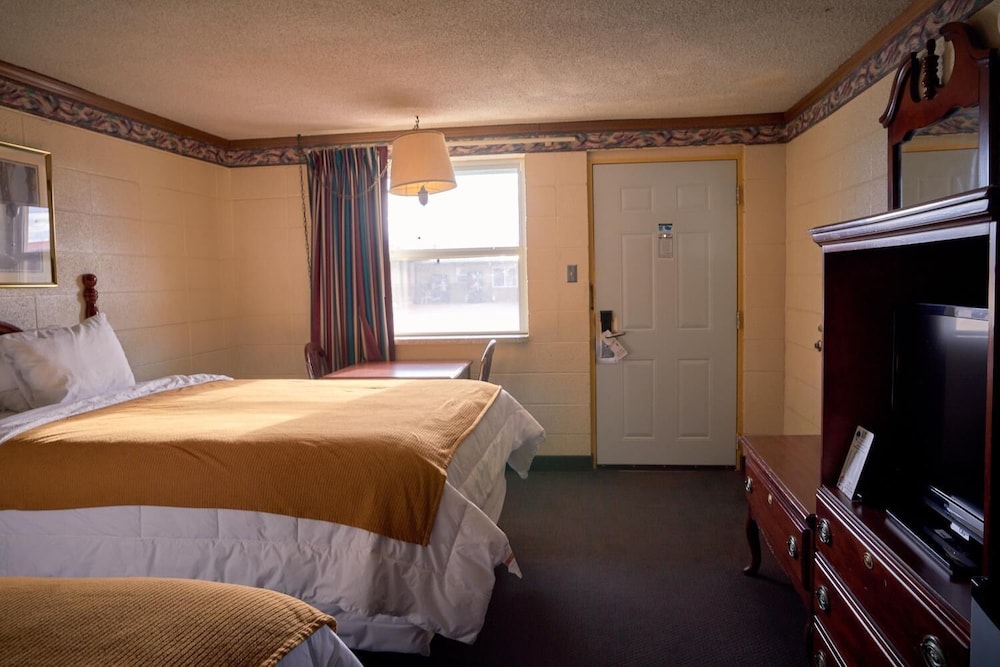 South Wind Inn 12/27