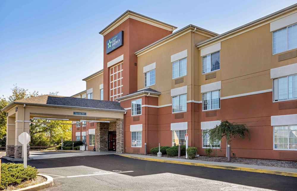 Extended Stay America - Meadowlands - East Rutherford 47/56