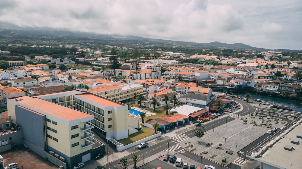 Caravelas Hotel 33/65