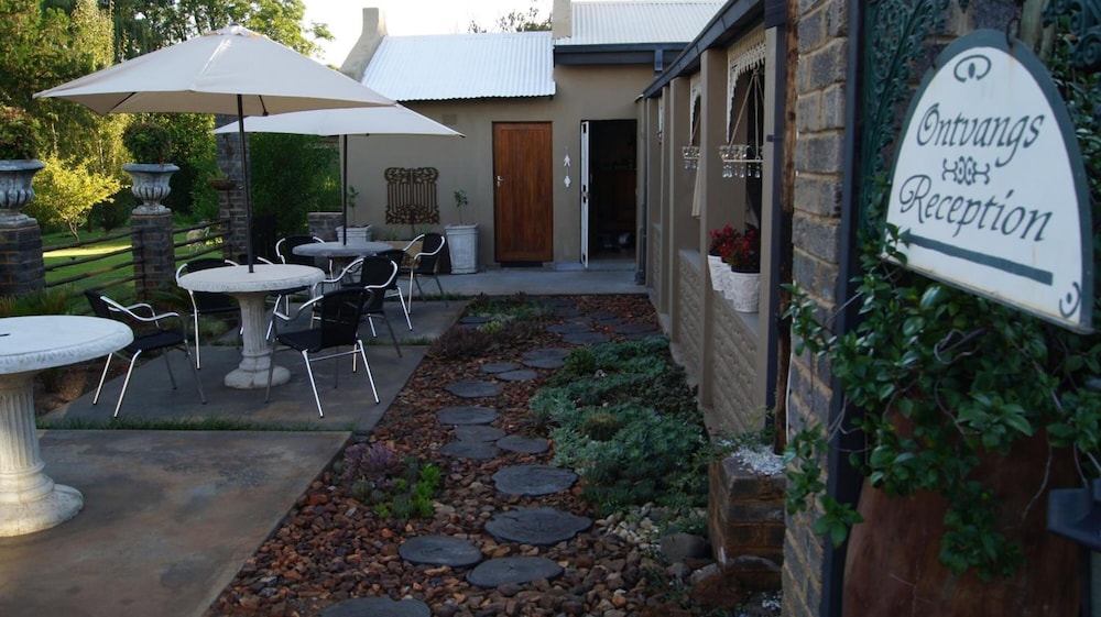 Cunningham Cottage Guest House 2/45