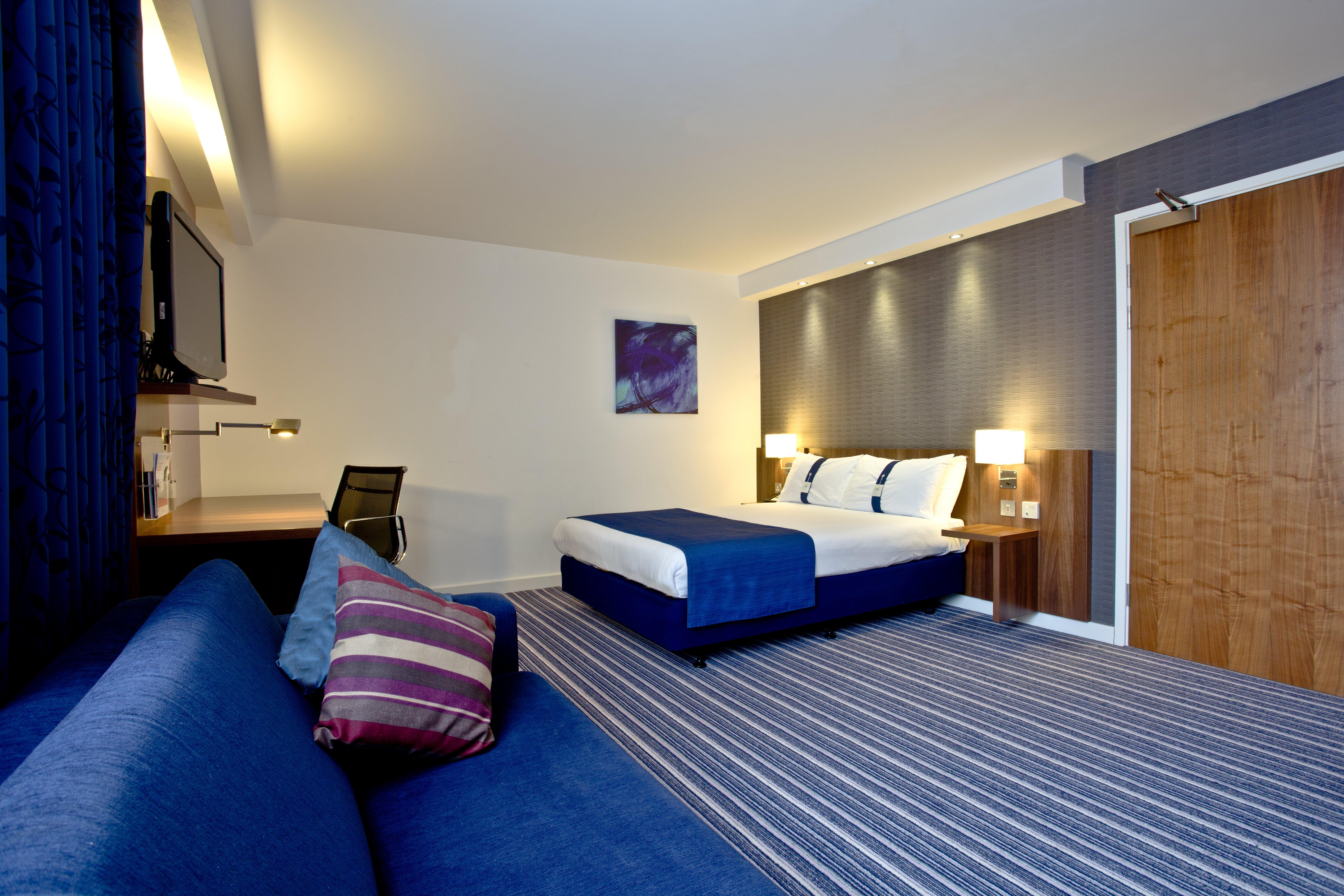 Standard, Double Bed, Sofa