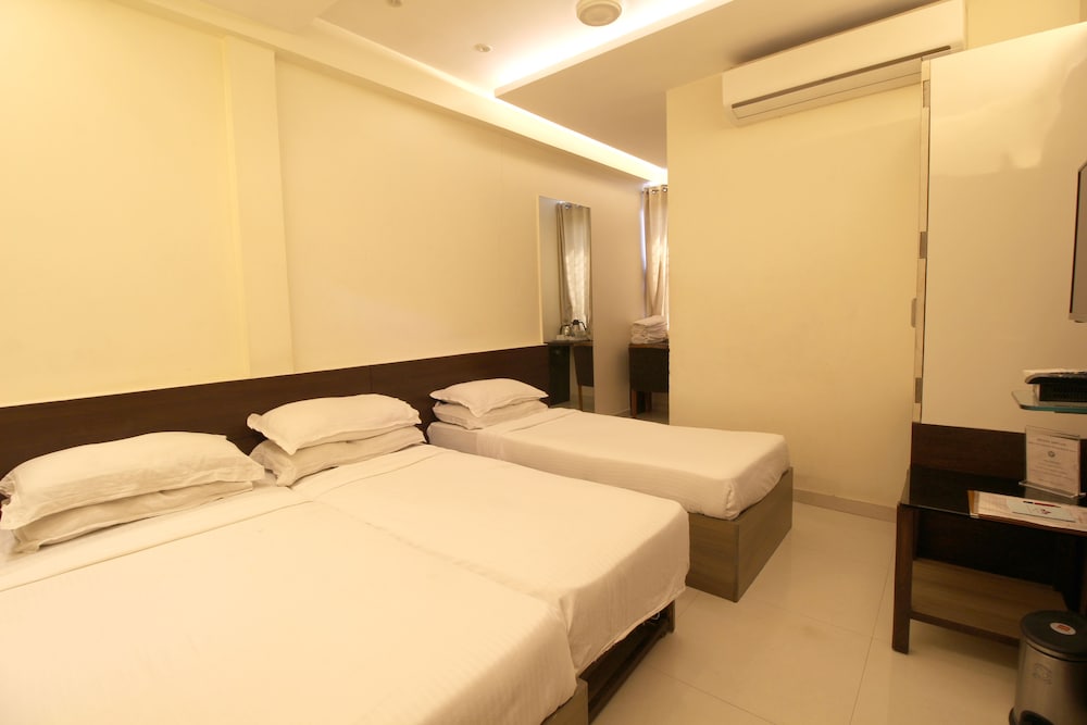 Shivam Hotel 14/58