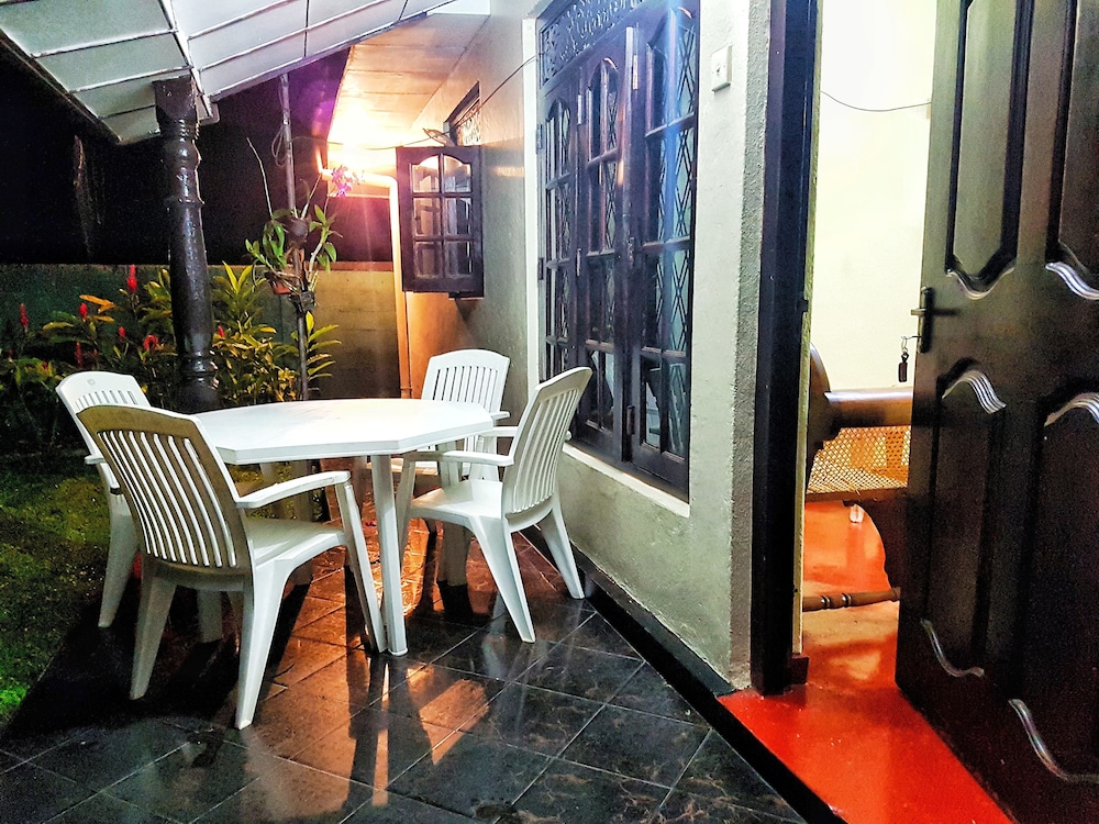 Fernando Residence 8/13