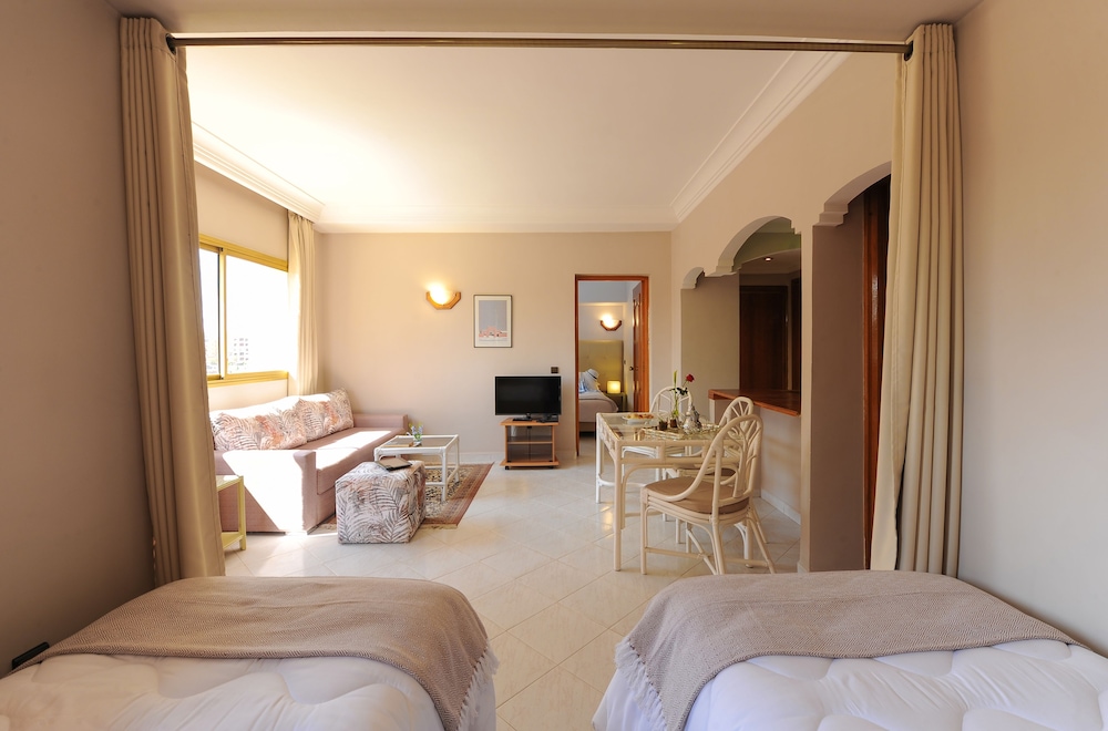Appart Hotel Amina 16/59