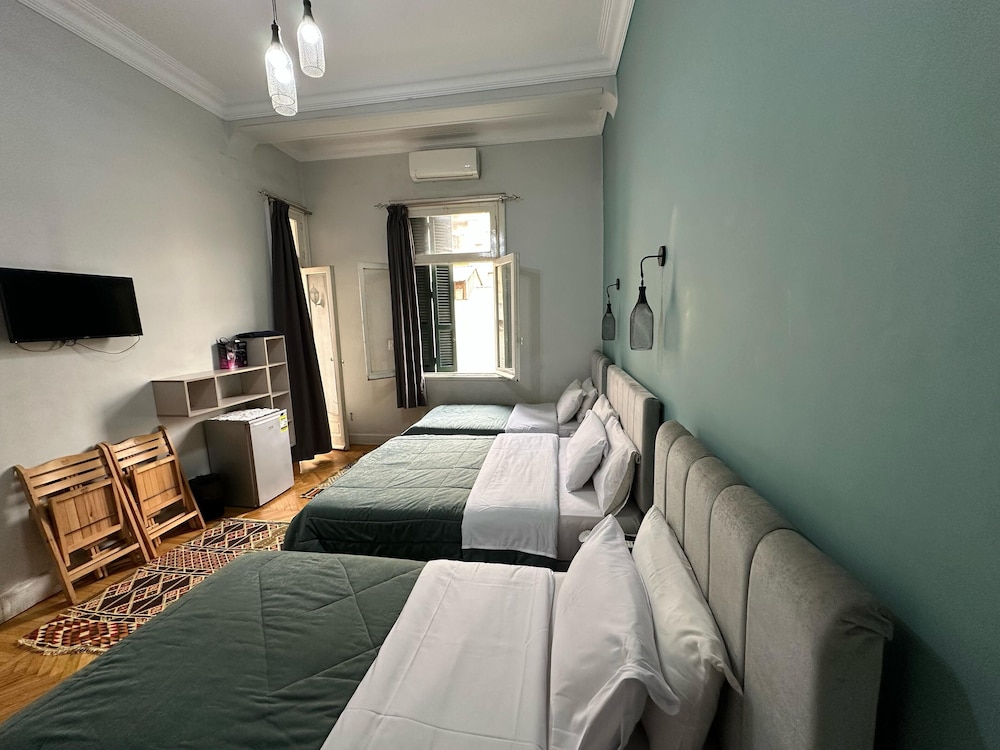 Room at Cheers hostel Cairo, CAIRO