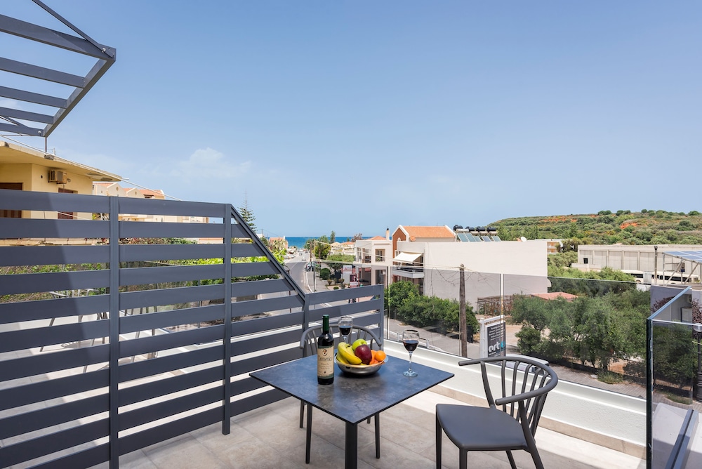 Aequor Luxury Rooms & Apartments 3/56