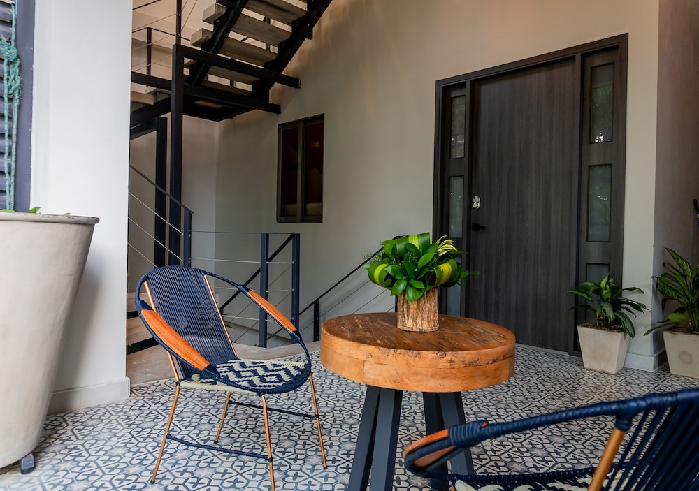 The Garden by DOT Suites 32/50