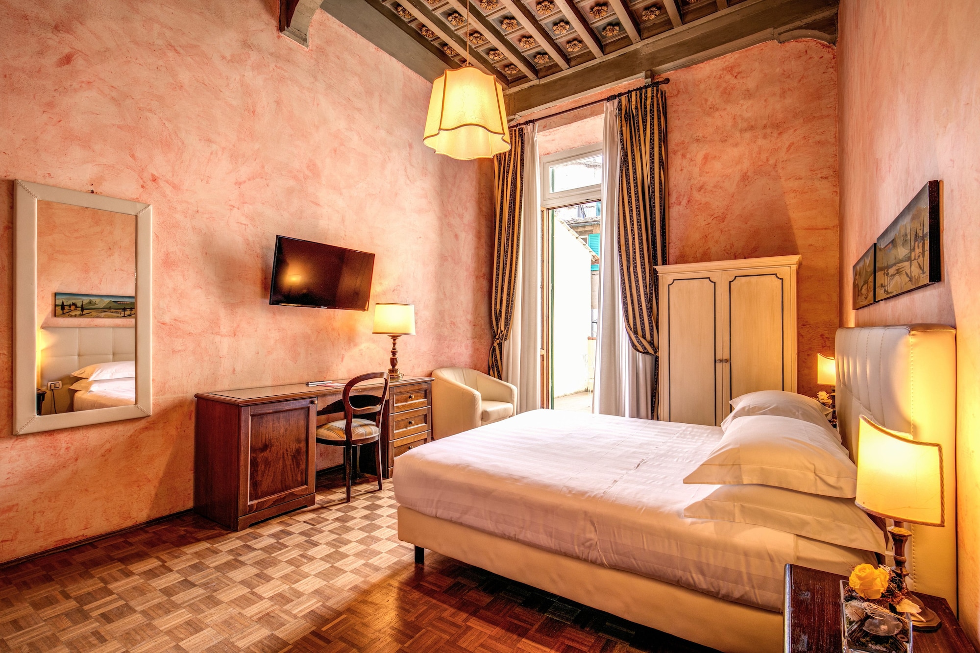 ROOM, DOUBLE OR TWIN BED, GARDEN VIEW