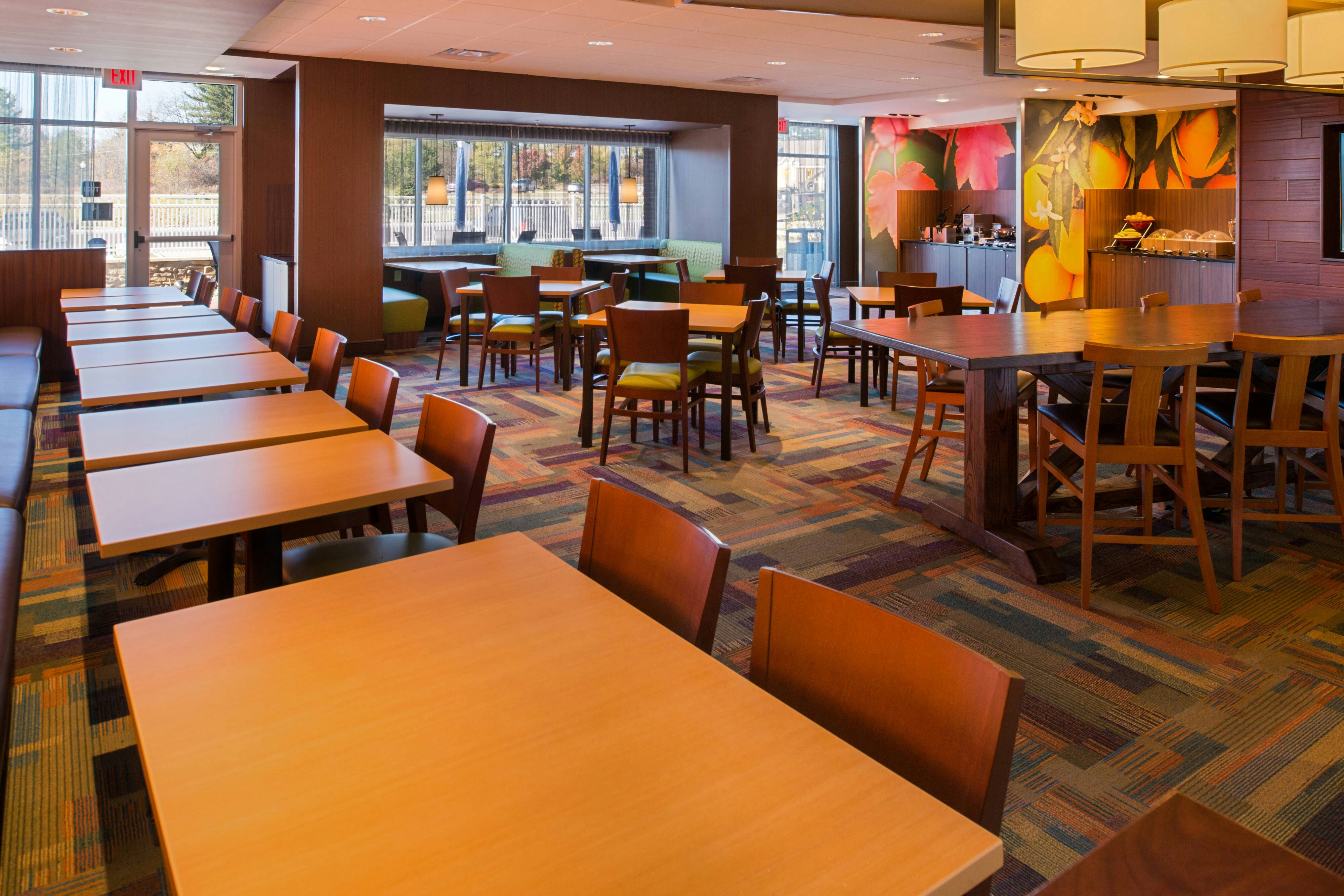 Fairfield Inn Suites Akron Stow 10/17