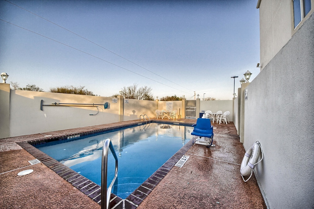 Motel6 Mission, TX 39/49
