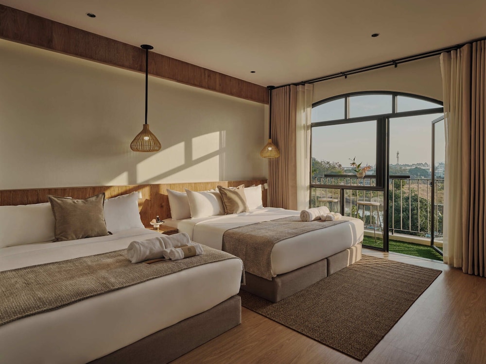 The Motifs Eco Hotel 17/50
