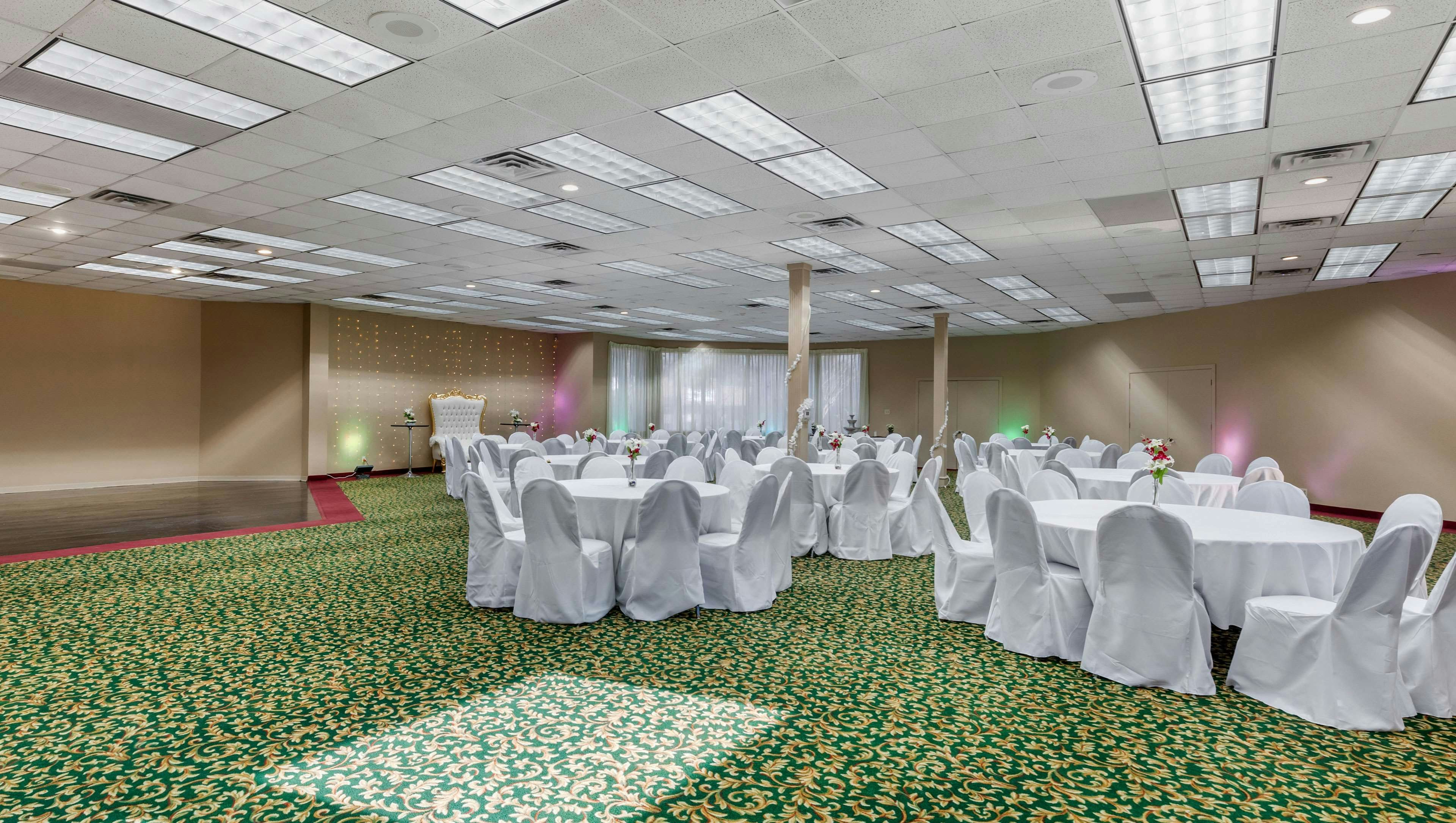 Magnuson Grand Hotel and Conference Center Tyler 58/59