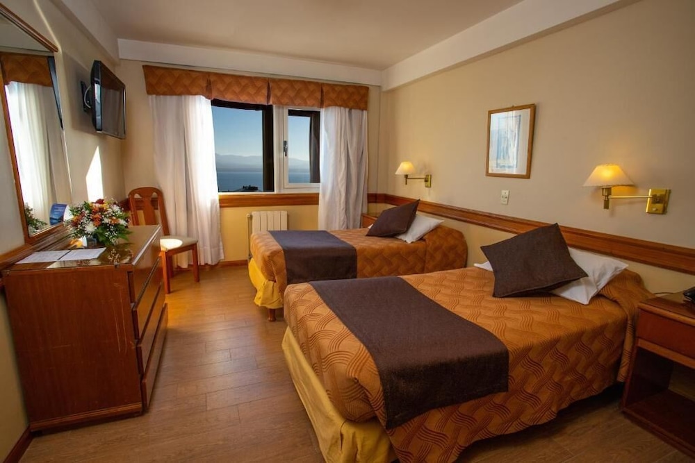 Hotel Patagonia Sur 32/54
