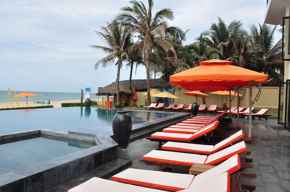 Unique Mui Ne Resort 1/34