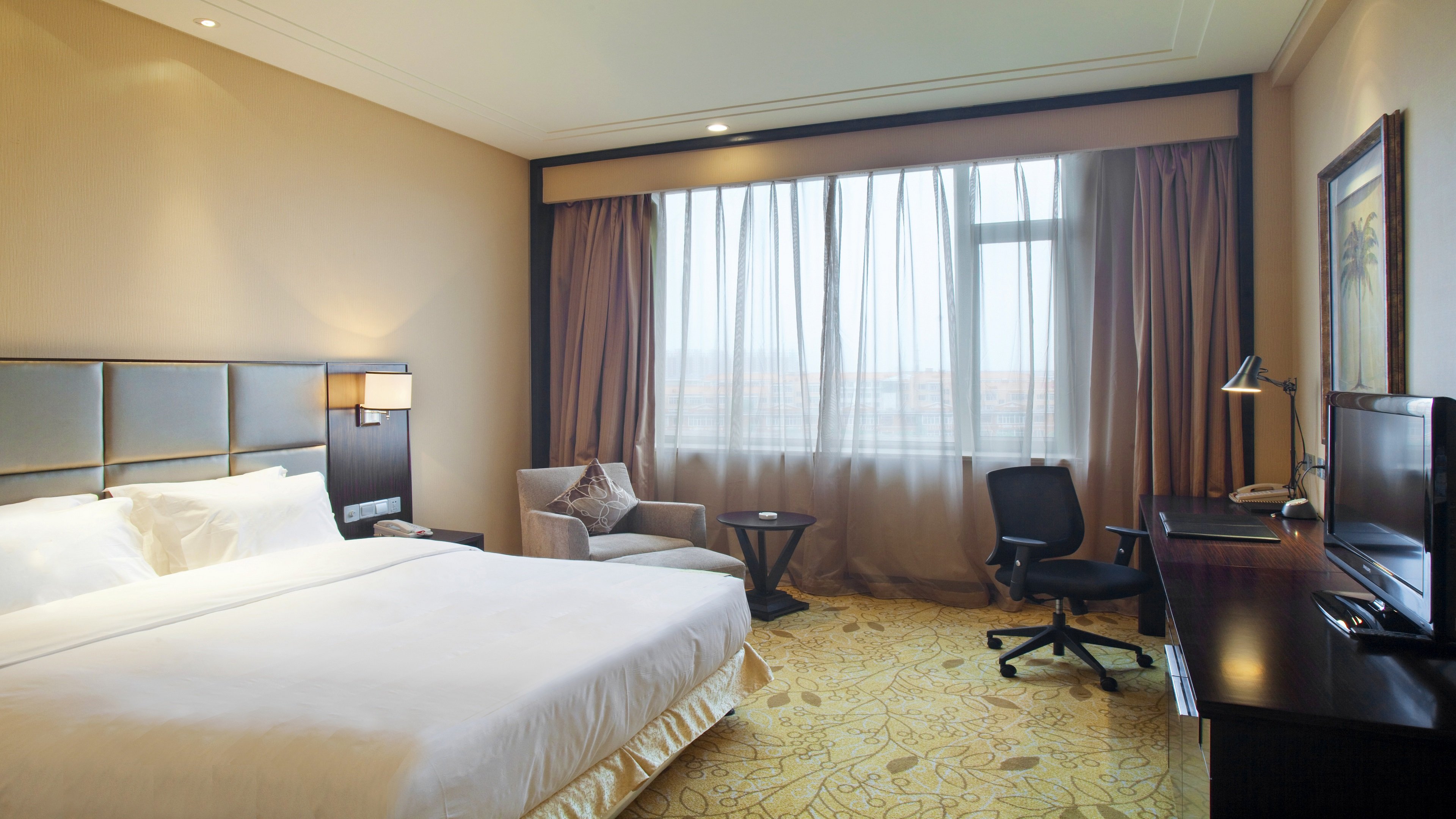 HOLIDAY INN MUDANJIANG 13/50