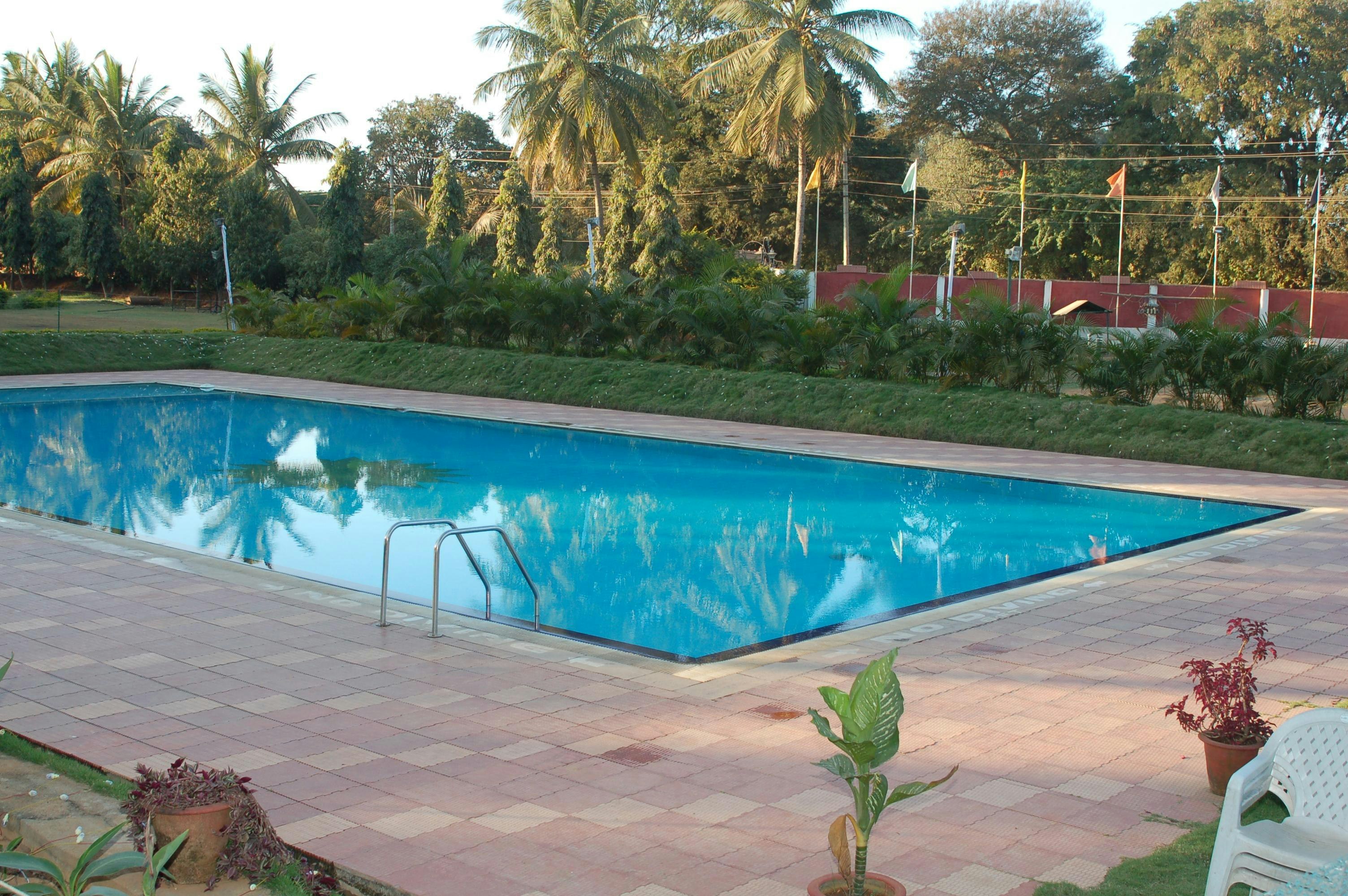 Royal Orchid Resort & Convention Centre Bangalore 33/34