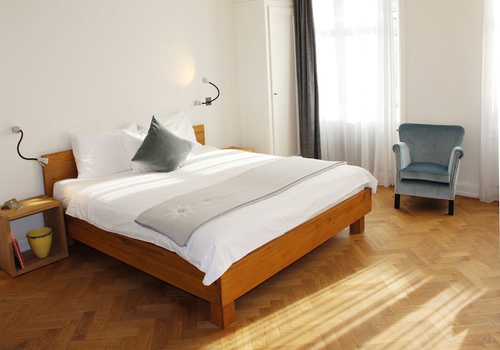 Hotel Ni-Mo 14/40