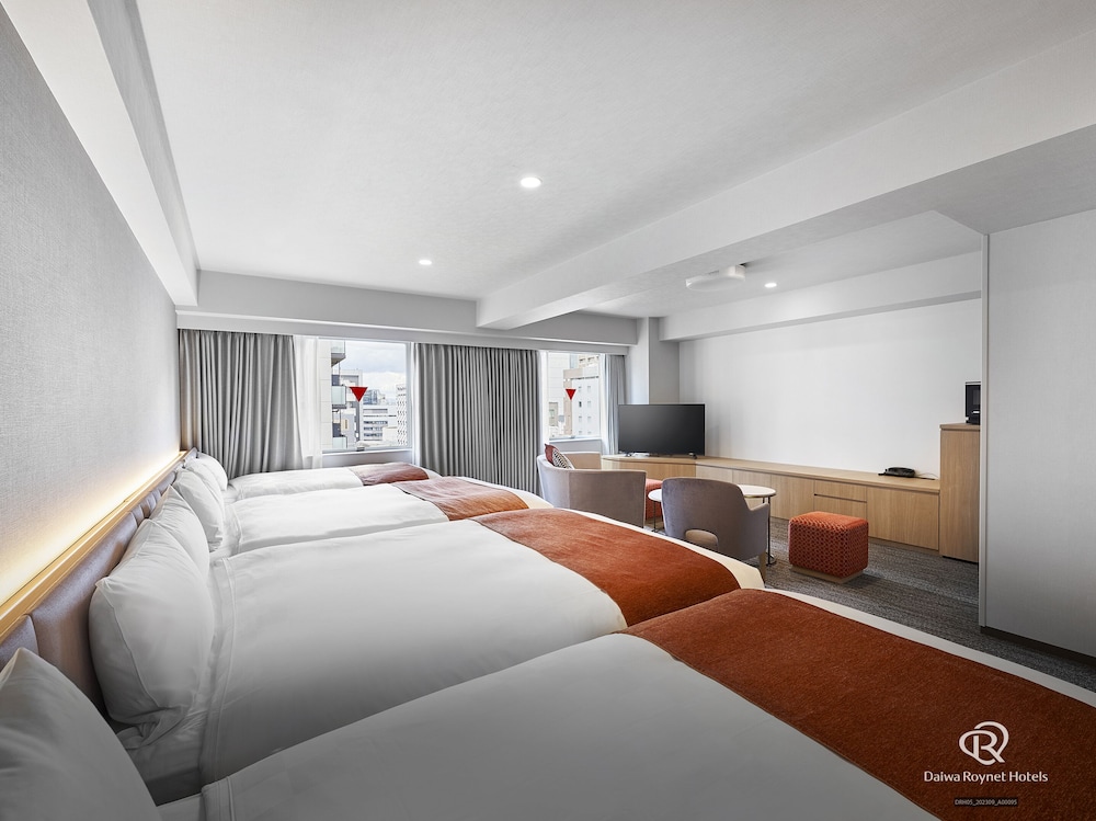 JUNIOR SUITE, TWIN BEDS, 2 DOUBLE BEDS