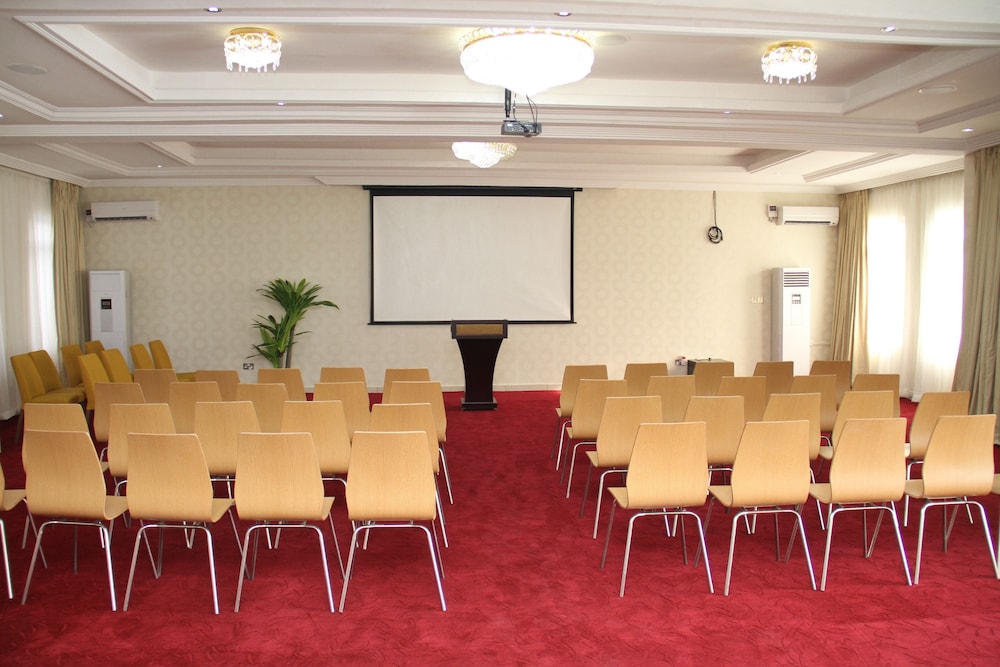 Palazzo Dumont Hotel 27/29