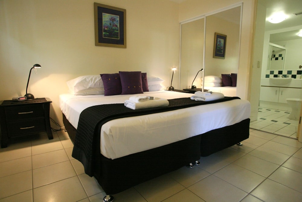 Marlin Cove Resort 19/72