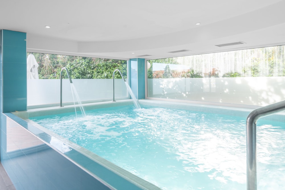 Hotel Nerja Club And Spa 34/66