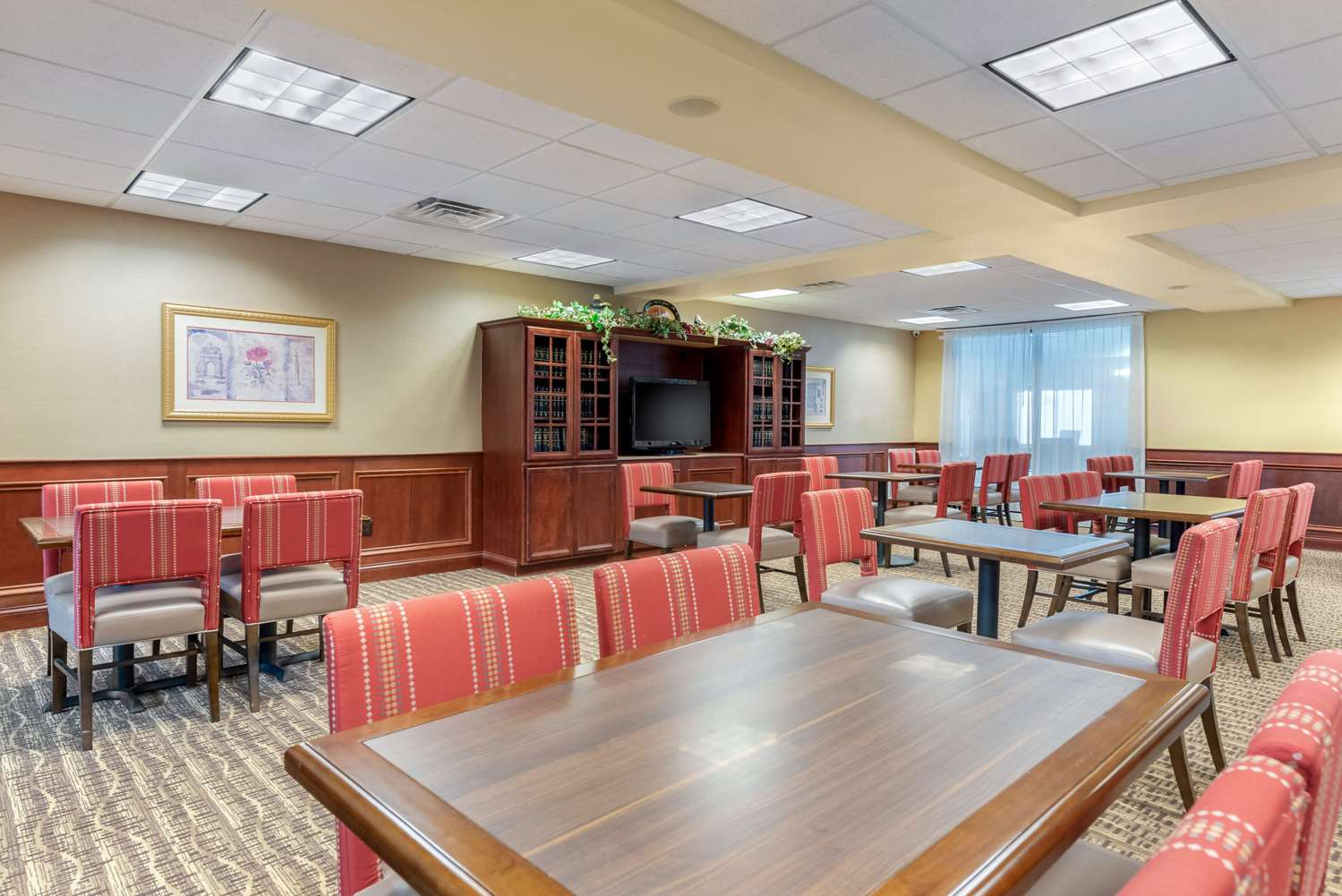 Comfort Suites Findlay I-75 near Sports Complex 30/31