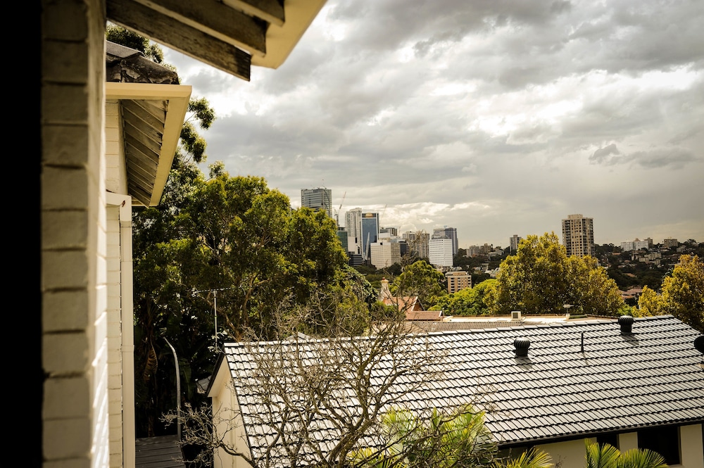 Carnarvon Lodge Kirribilli, Sydney 35/40