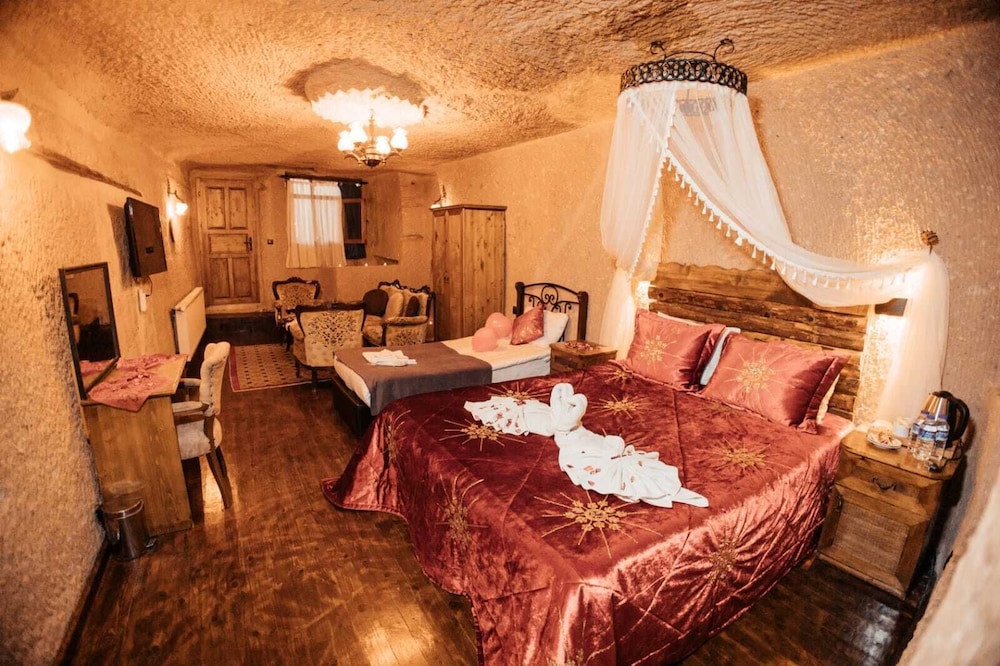 Amor Cave House 18/50