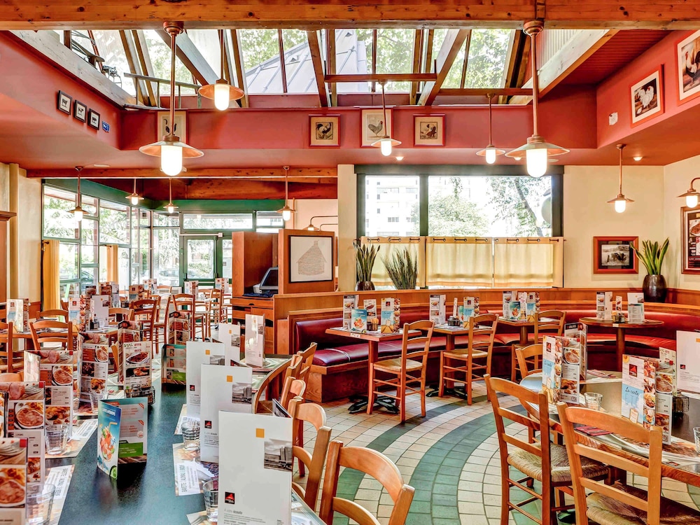 restaurant-cafeteria