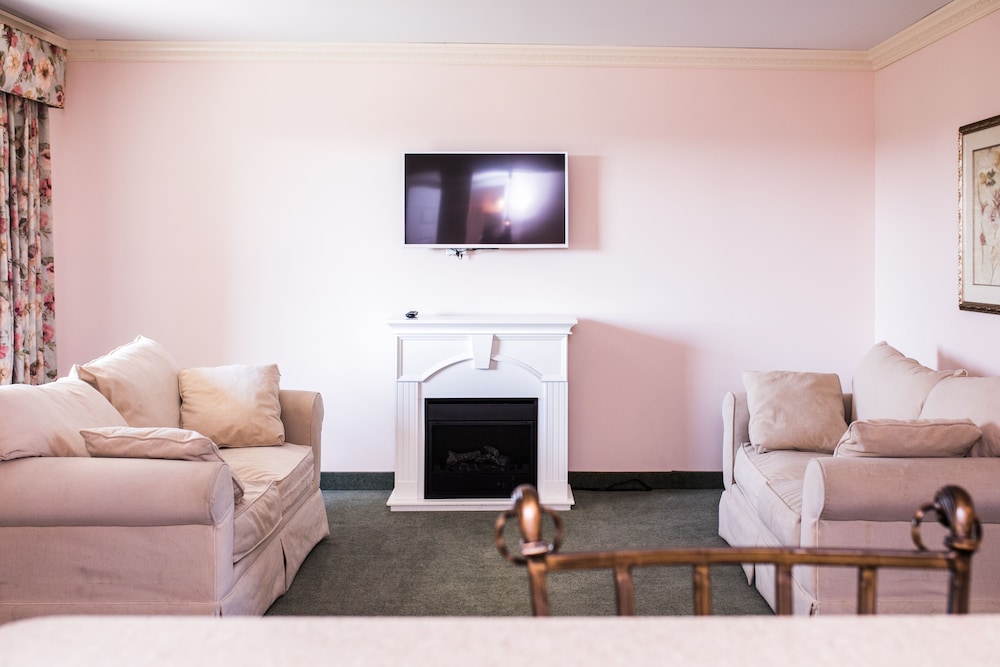 Heritage Inn and Suites Rehoboth Beach 39/72