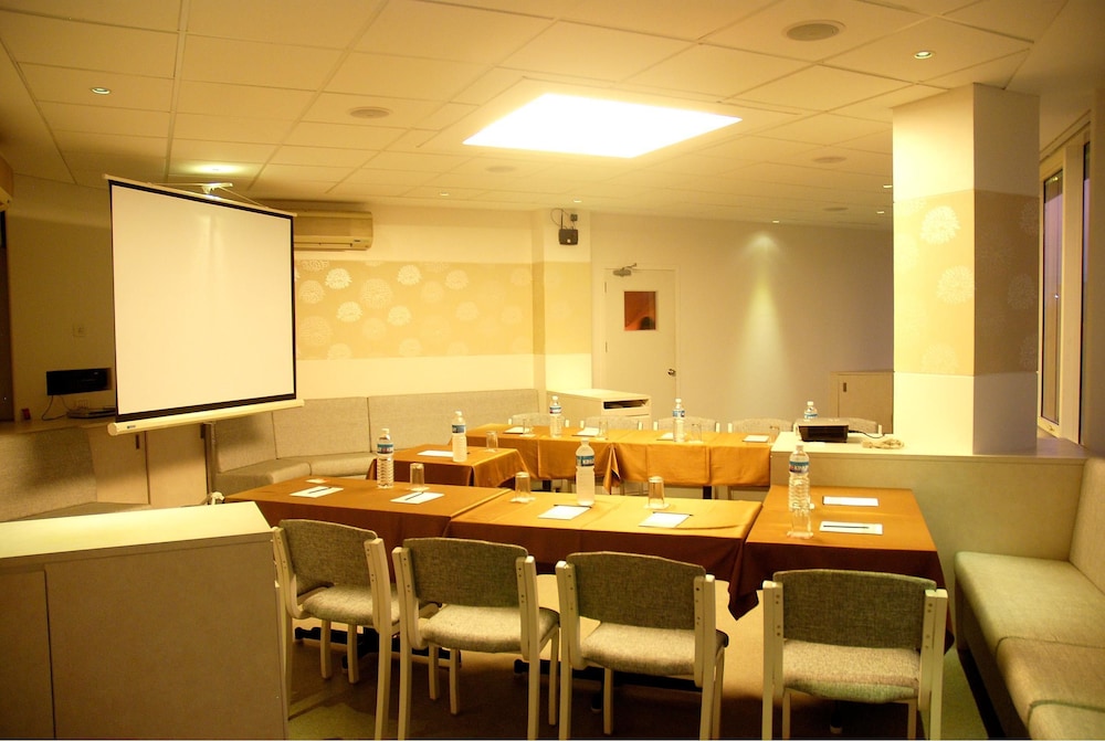Executive Tamanna Hotel Hinjawadi Pune 48/55
