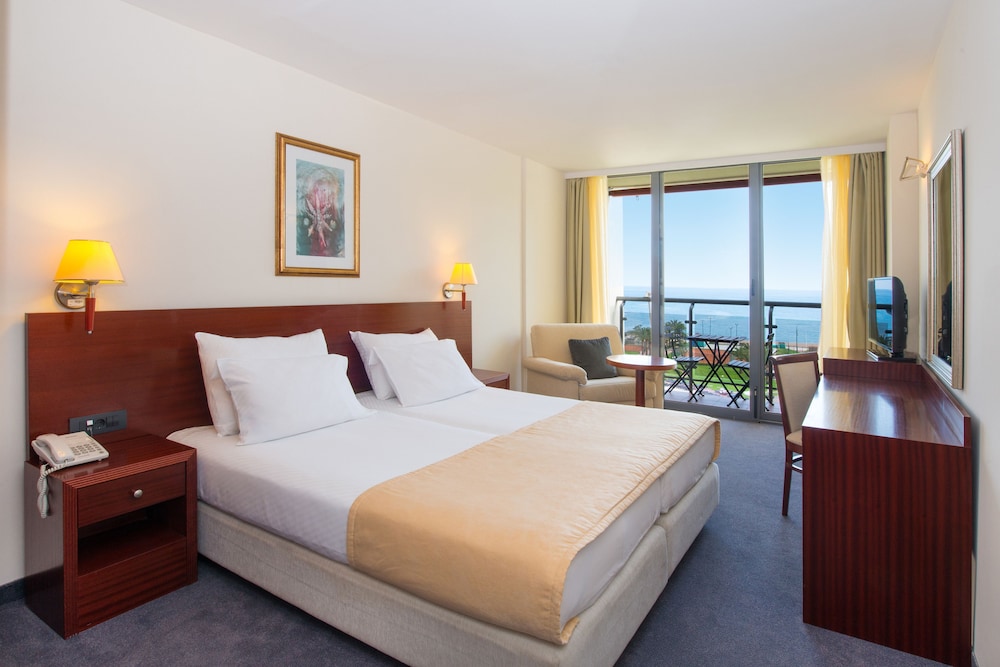 Iberostar Waves Bellevue 27/74