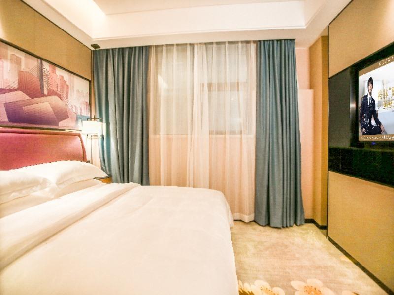 GreenTree Eastern Chongqing Jiefangbei Children's Hospital Hotel 29/65