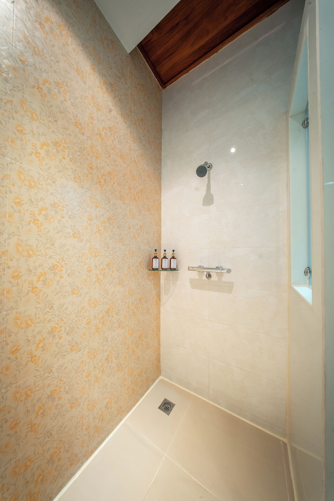 Thai Lanna, Executive, Twin Beds، Kodchasri Thani Hotel Chiangmai 7/7