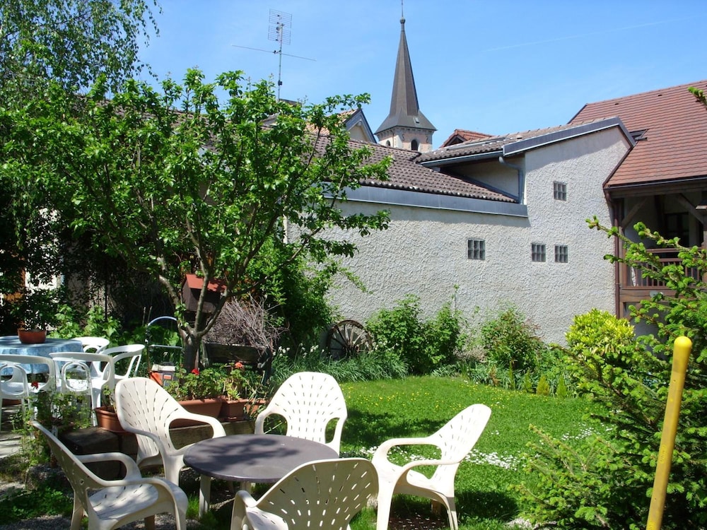 Auberge D Anthy 50/50