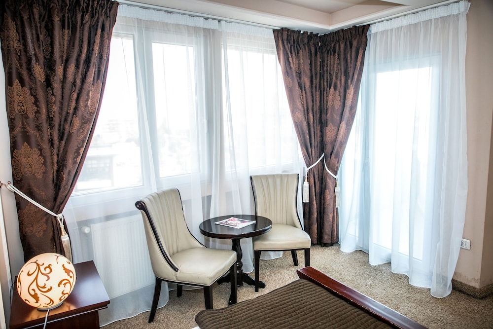 Hotel Megalos 32/40