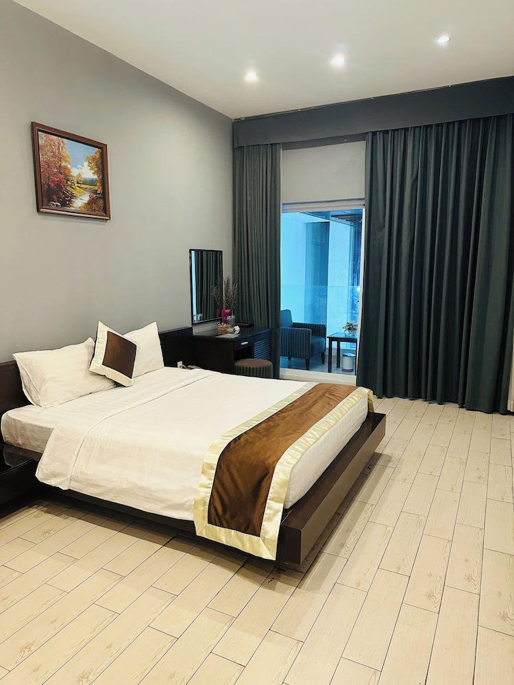 Ngoc Linh Luxury Hotel 13/48