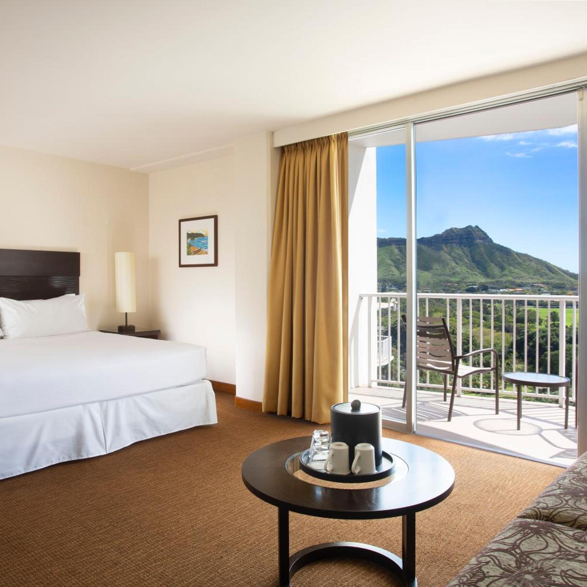 Diamond Head, Suite