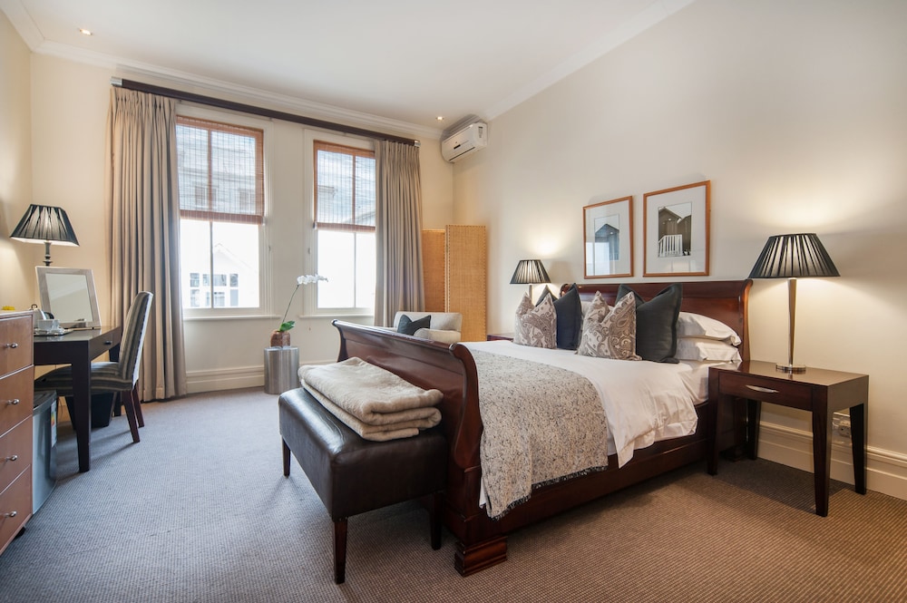 Quarters Hotel 14/32