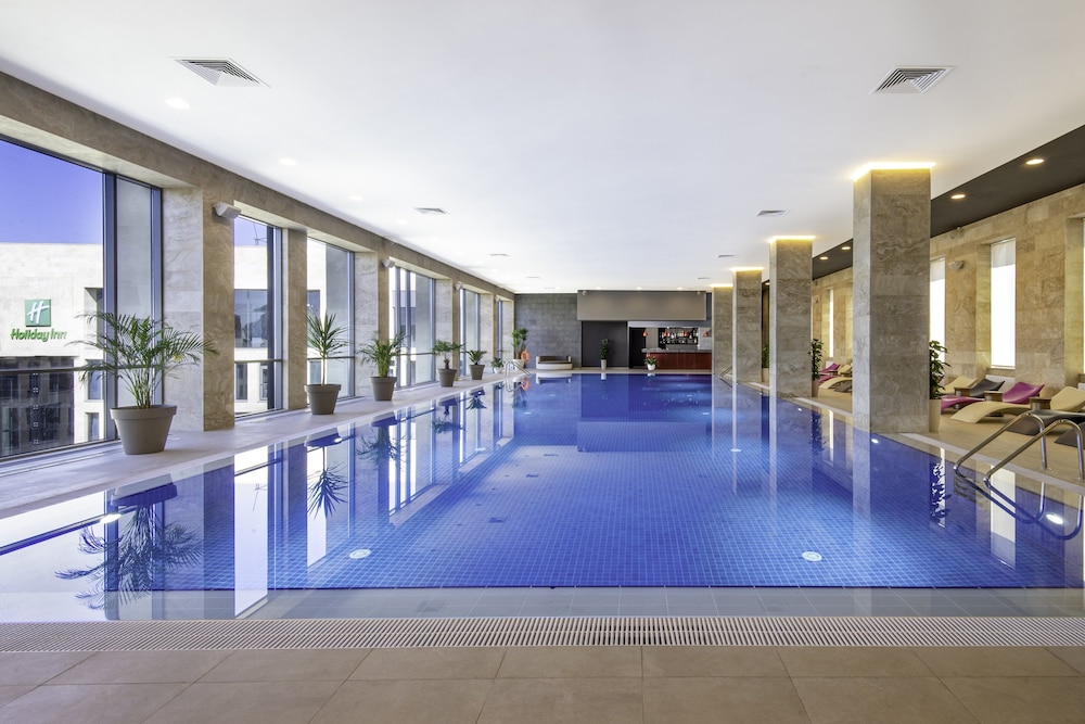 Holiday Inn Yerevan Republic Square 22/50