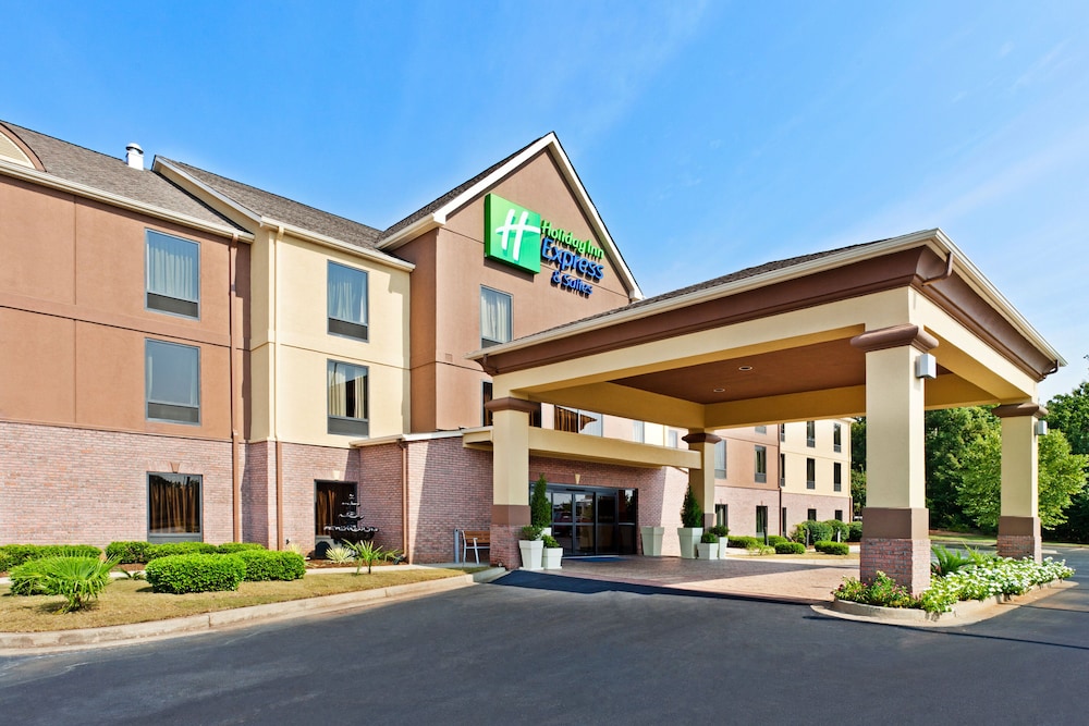 Holiday Inn Express Hotel Suites Greenville Spartanburg Duncan 63/66