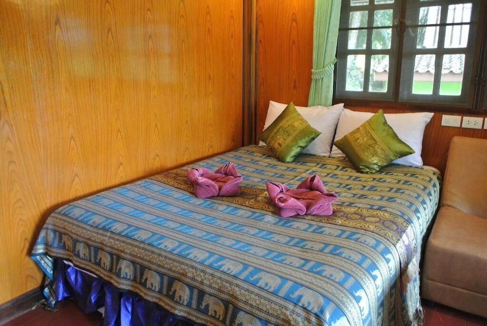 Khaosok Rainforest Resort 7/50